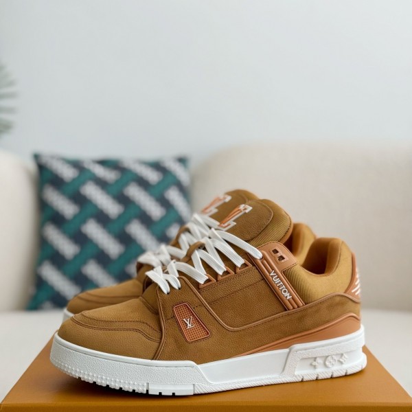 LOUIS VUITTON TRAINER SNEAKERS