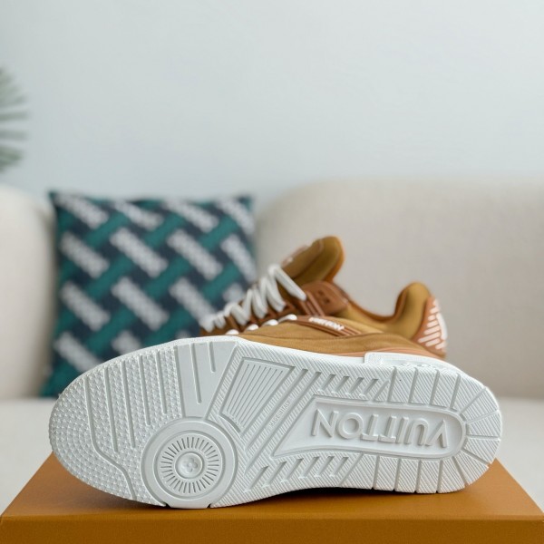 LOUIS VUITTON TRAINER SNEAKERS