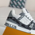 「#3769」 LOUIS VUITTON TRAINER SNEAKERS