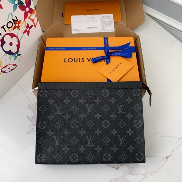 「#1081」Louis Vuitton Men's POCHETTE VOYAGE Black Flower Handbag M61692, 27 * 21 * 6cm