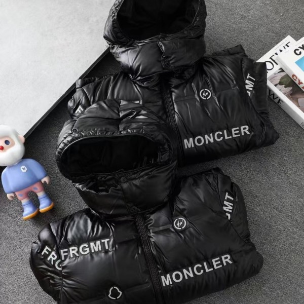 Moncler Fujiwara Hiroshi co-branded full-print letter shiny down jacket