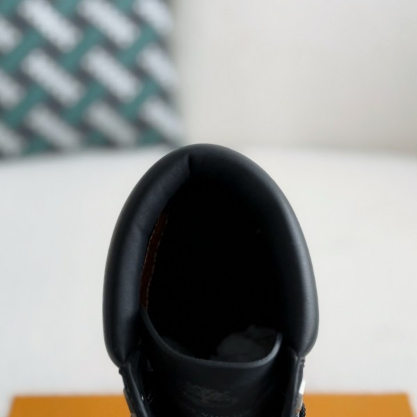 Louis Vuitton x Timberland bootsMartin bootsboots