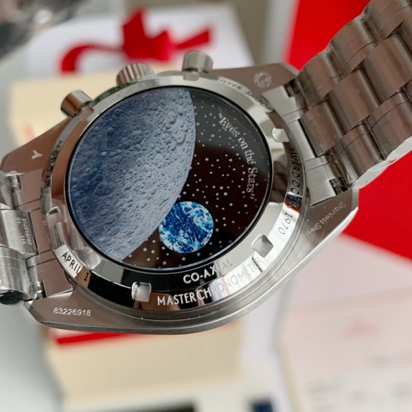 Omega Snoopy Award 50m Waterproof Watch, 42mm