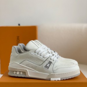 「#90」LOUIS VUITTON TRAINER  Sneakers Top quality