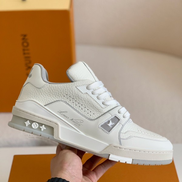 LOUIS VUITTON TRAINER  Sneakers Top quality