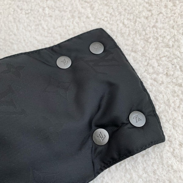 LOUIS VUITTON LOGO Down Jacket