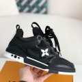 「#949」LOUIS VUITTON  RUNNER TATIC  Sneakers