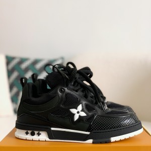 「#949」LOUIS VUITTON  RUNNER TATIC  Sneakers
