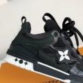 「#949」LOUIS VUITTON  RUNNER TATIC  Sneakers