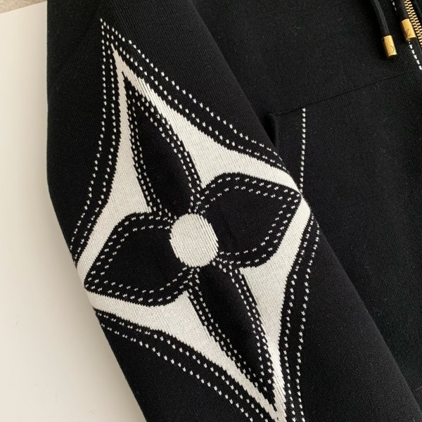 Louis Vuitton  SS24 Logo Inlaid flower zipper sweatshirt Jackets