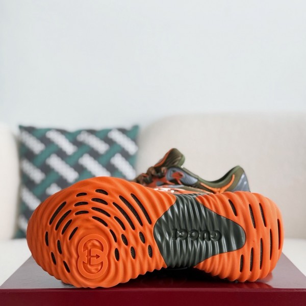 Gucci Ripple Casual Sneakers