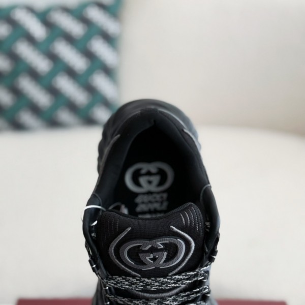 Gucci Ripple Casual Sneakers