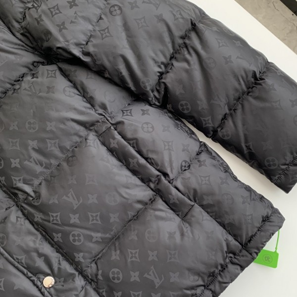 LOUIS VUITTON LOGO Down Jacket
