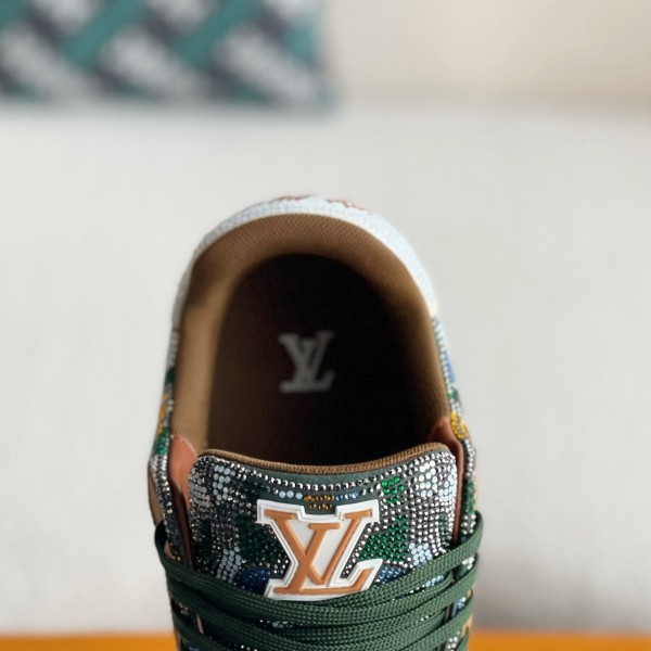 LOUIS VUITTON TRAINER Sneakers