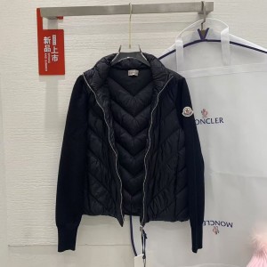 「#3869」Moncler new women's V-pattern stitching knitted sleeves stand collar down jacket