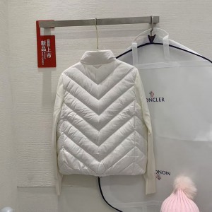 「#3870」Moncler new women's V-pattern stitching knitted sleeves stand collar down jacket