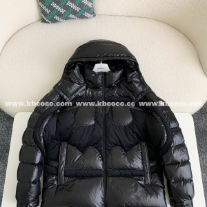 「#3871」Moncler x Batman Collaboration; Jointly issued Solander series down jacket