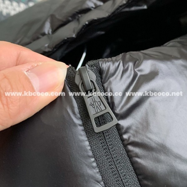 Moncler x Batman Collaboration; Jointly issued Solander series down jacket