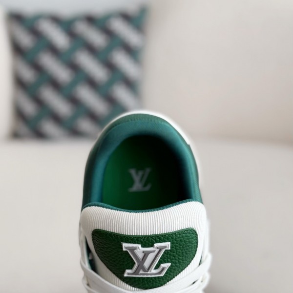 LOUIS VUITTON TRAINER SNEAKERS