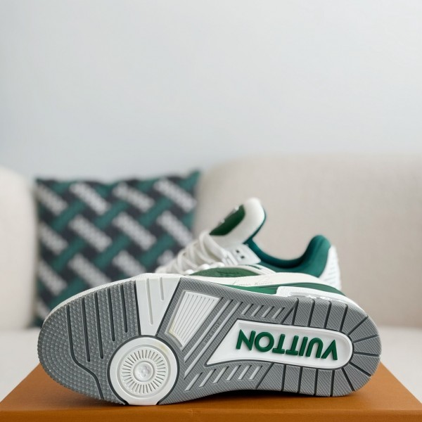 LOUIS VUITTON TRAINER SNEAKERS