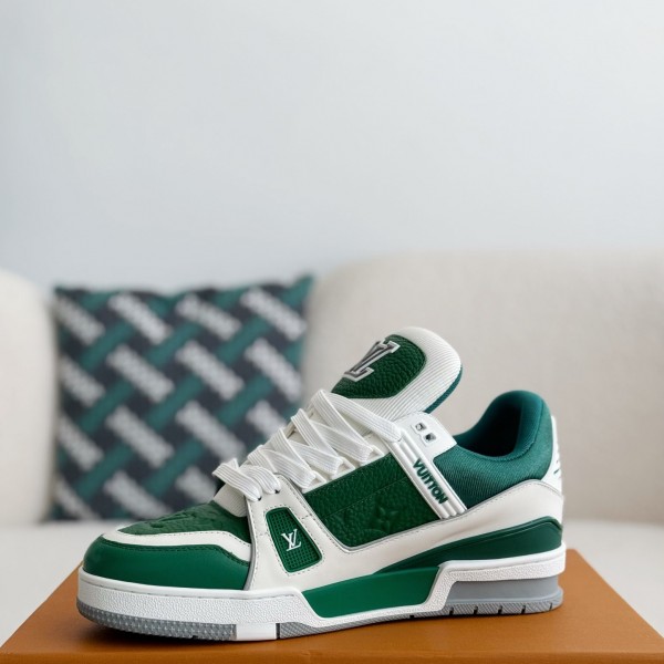 LOUIS VUITTON TRAINER SNEAKERS