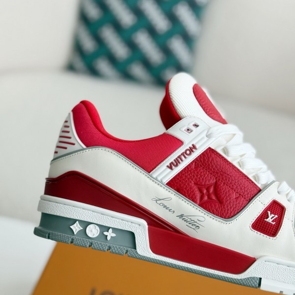 LOUIS VUITTON TRAINER SNEAKERS