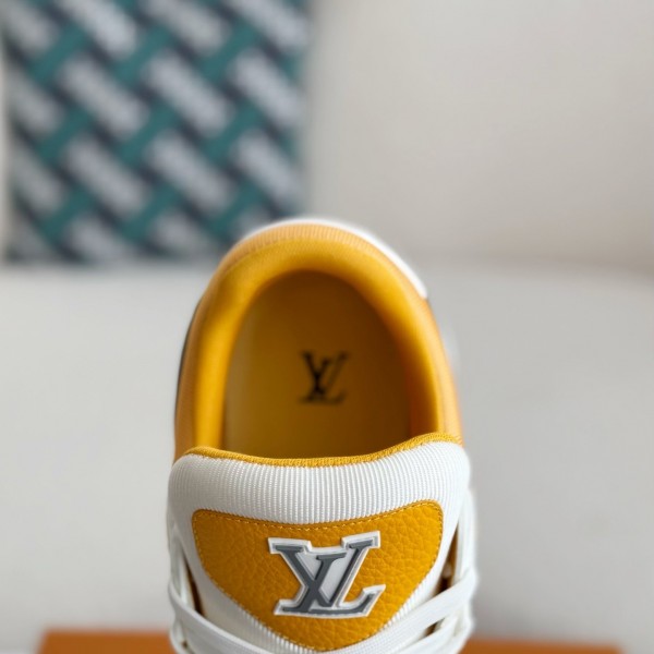 LOUIS VUITTON TRAINER SNEAKERS