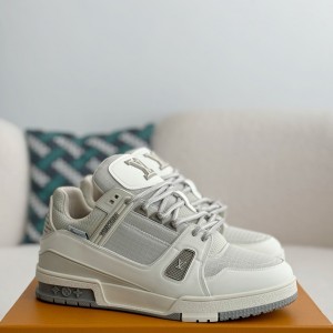 「#3904」 LOUIS VUITTON TRAINER SNEAKERS
