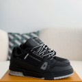 「#3905」 LOUIS VUITTON TRAINER SNEAKERS
