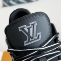 「#3905」 LOUIS VUITTON TRAINER SNEAKERS
