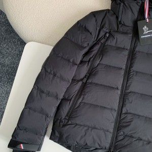 「#3913」Moncler Grenoble Nylon Hooded Down Jacket