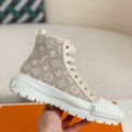 「#876」Louis Vuitton Squad Women's flat bottomed boots