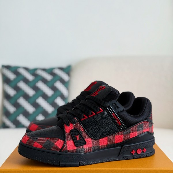 LOUIS VUITTON TRAINER SNEAKERS