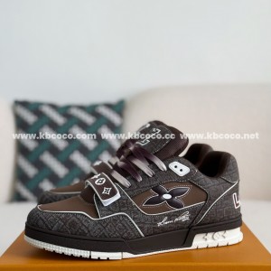 「#3923」 LOUIS VUITTON TRAINER SNEAKERS
