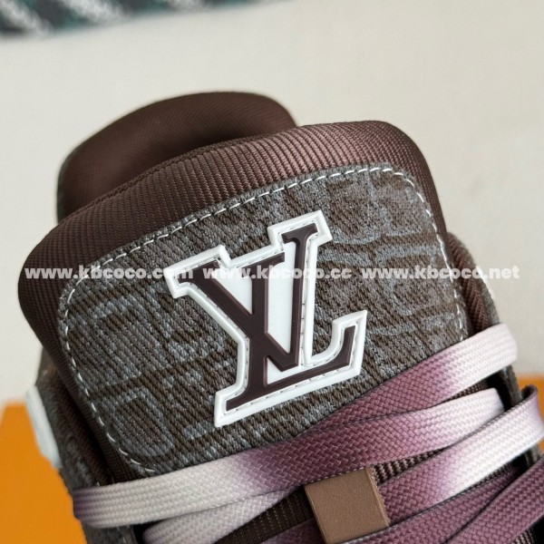 LOUIS VUITTON TRAINER SNEAKERS