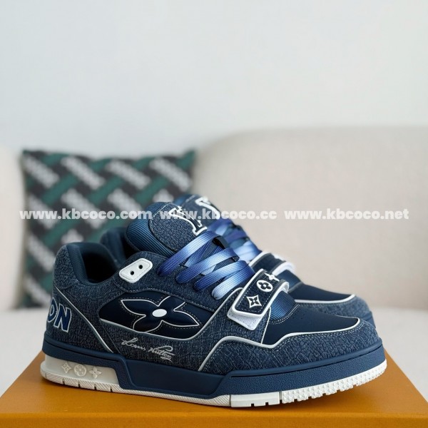 「#3924」 LOUIS VUITTON TRAINER SNEAKERS