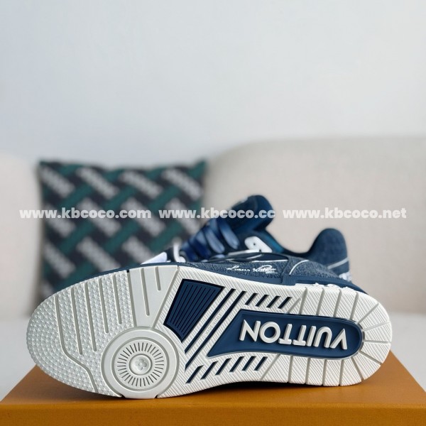 LOUIS VUITTON TRAINER SNEAKERS