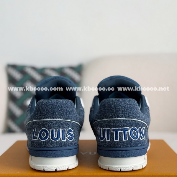 LOUIS VUITTON TRAINER SNEAKERS