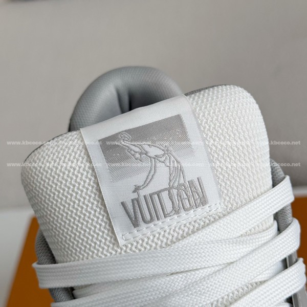 LOUIS VUITTON TRAINER SNEAKERS