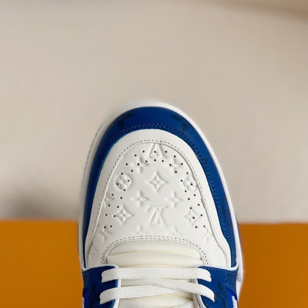 LOUIS VUITTON TRAINER Sneakers