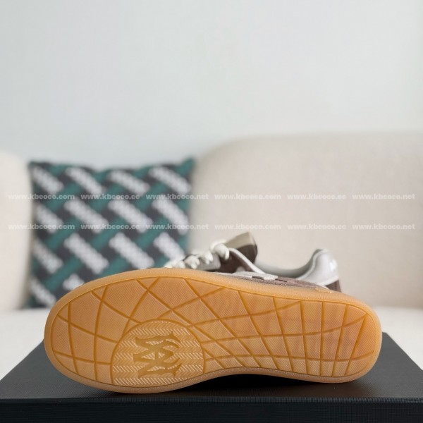 Amiri Sneakers