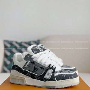 「#3960」LOUIS VUITTON TRAINER SNEAKERS