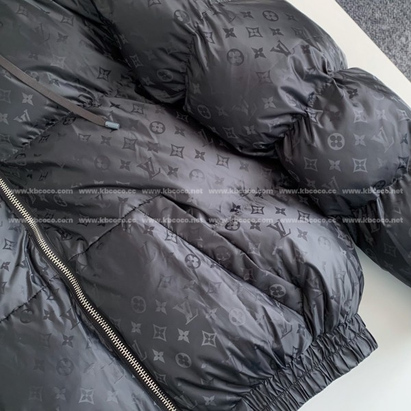 LOUIS VUITTON Skiing Series FW24 Printed Hooded Cotton-Padded Jacket