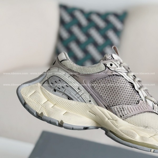 Balenciaga Runner Sneakers