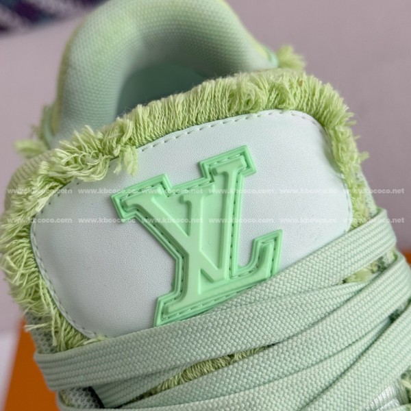 LOUIS VUITTON TRAINER SNEAKERS
