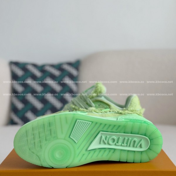 LOUIS VUITTON TRAINER SNEAKERS