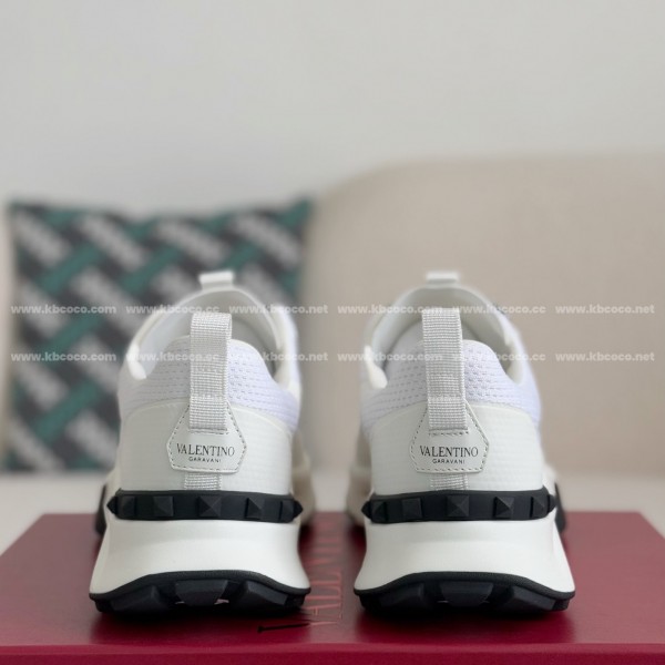 Valentino Garavani True Act Casual Shoes