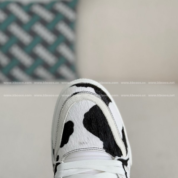 LOUIS VUITTON TRAINER SNEAKERS