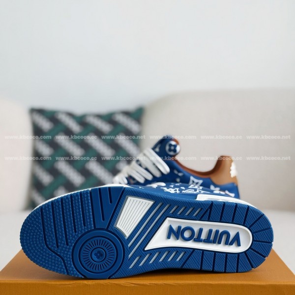 LOUIS VUITTON TRAINER SNEAKERS