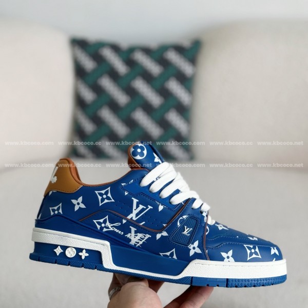 LOUIS VUITTON TRAINER SNEAKERS